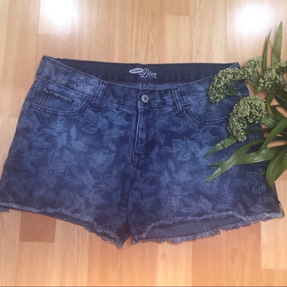 Flower jean shorts